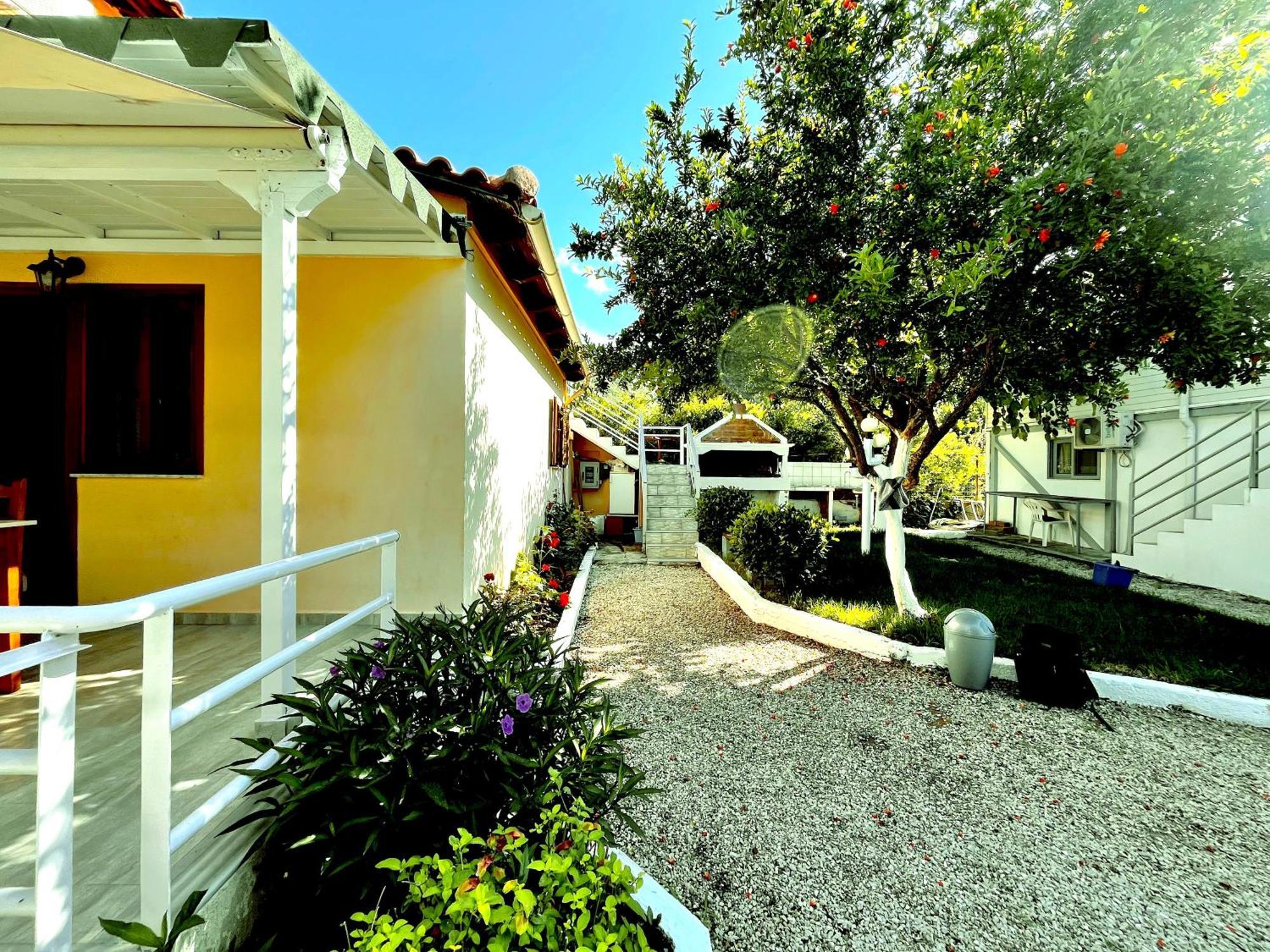 Garden Rooms Himarë Exterior foto